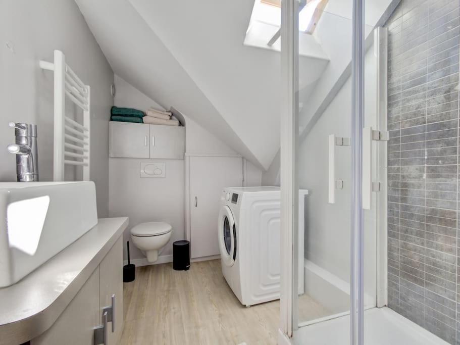 Appartement En Plein Coeur De 瓦讷 外观 照片